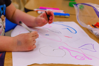 How to Create a Daily Routine for Child Care at Home